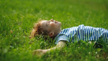 Progressive-muscle-relaxation-for-kids-scaled