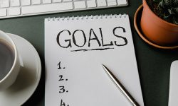 goals-list-adobestock_244632453